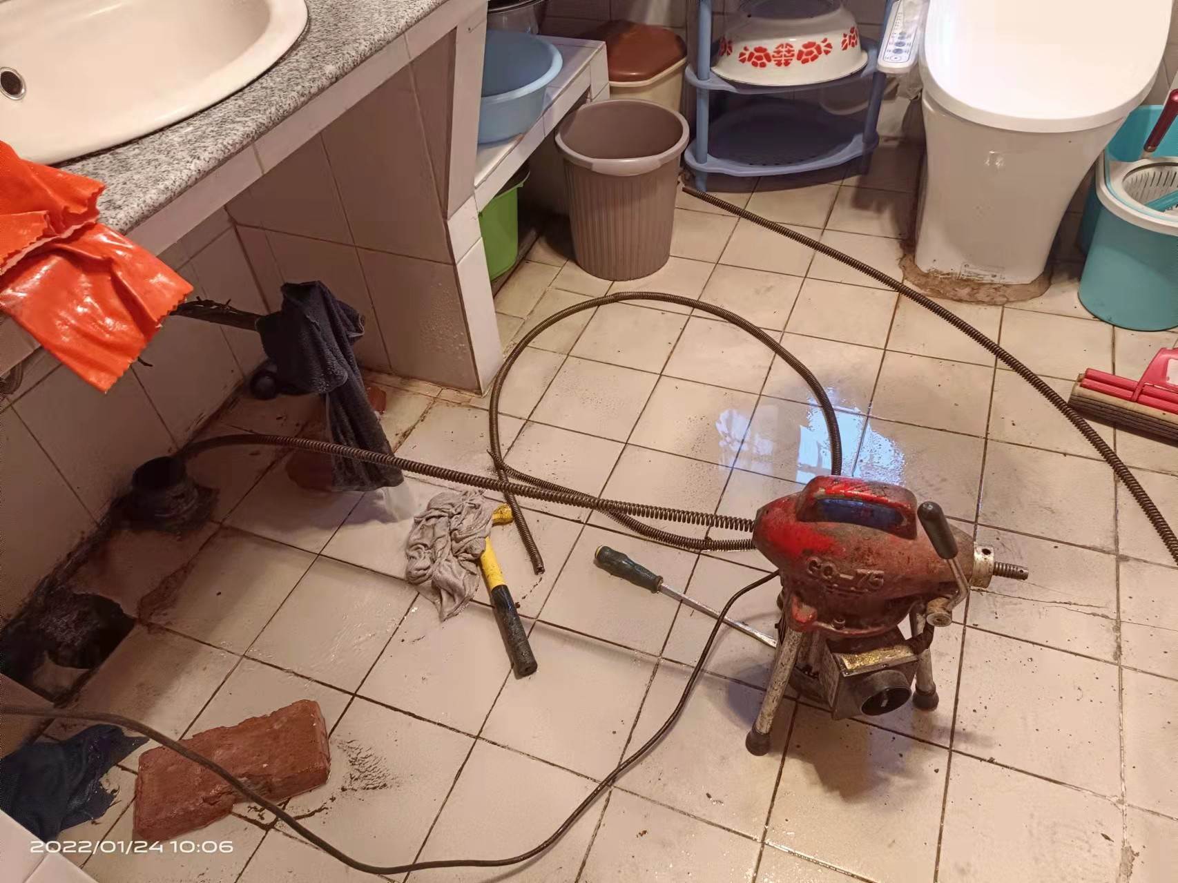 市北疏通厨房下水道，地漏疏通